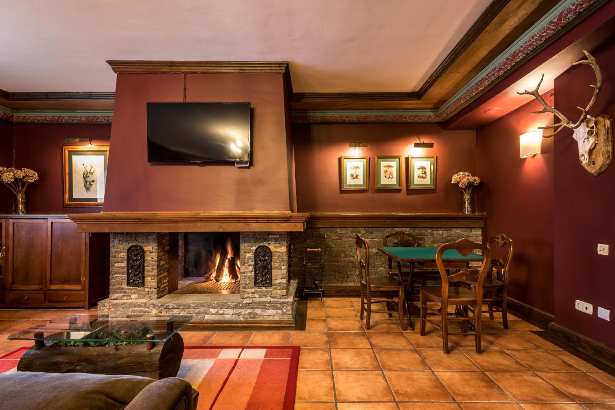 El Refugio De Aran Vielha Aparthotel 外观 照片